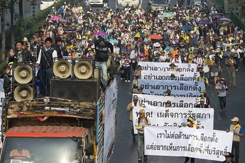 Hỗn loạn và căng thẳng trong ngày bầu cử sớm ở Thái Lan 