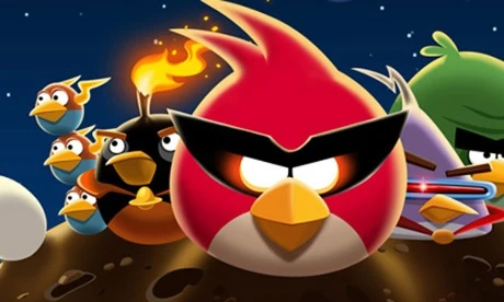 Mỗi khi người dùng mở một ứng dụng, như chơi trò Angry Birds, tình báo Anh, Mỹ có thể thu thập dữ liệu. (Nguồn: The Guardian)