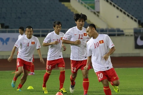 Tuyển Việt Nam thay đổi triệt để trước trận gặp Hong Kong