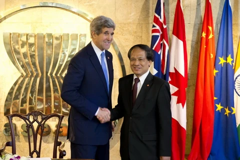 Ngoại trưởng Mỹ John Kerry thăm Ban Thư ký ASEAN 