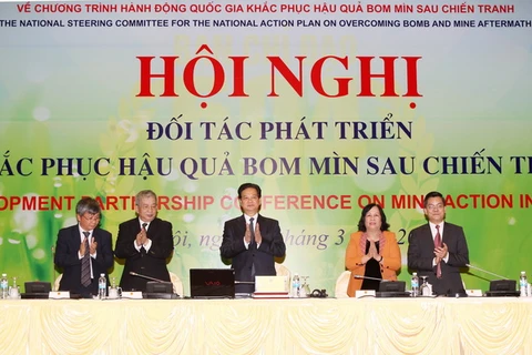 Đối tác cam kết hỗ trợ Việt Nam khắc phục hậu quả bom mìn