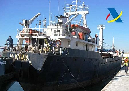 Chiếc tàu hàng có tên Mayak bị Hải quan Tây Ban Nha bắt sau khi phát hiện chở 12 tấn cần sa. (Nguồn: Hải quan Tây Ban Nha) 