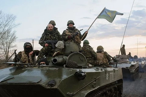 Ukraine hạ nhiệt chiến dịch "chống khủng bố" ở miền Đông