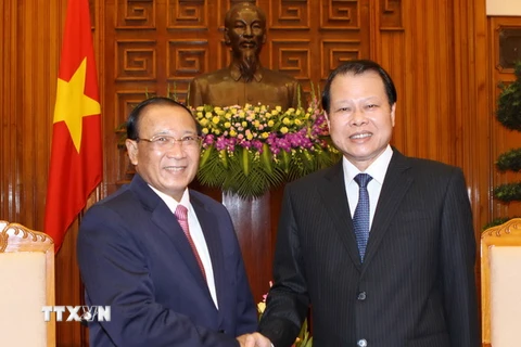 Việt Nam-Lào đẩy mạnh hợp tác trong lĩnh vực tài chính