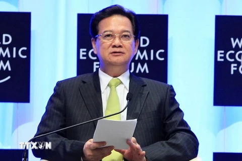 Thủ tướng Nguyễn Tấn Dũng tới Philippines dự WEF Đông Á 2014
