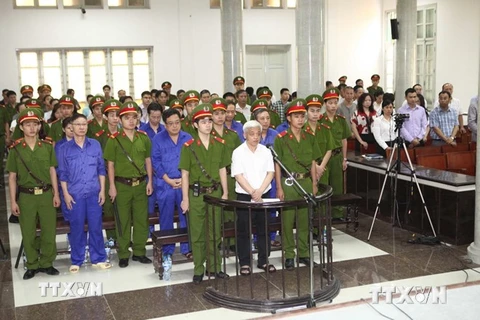 Ông Nguyễn Đức Kiên bị tuyên án 30 năm tù, nộp phạt hơn 75 tỷ đồng
