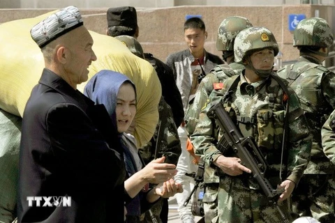 Trung Quốc xử tử 13 đối tượng phạm tội khủng bố ở Tân Cương