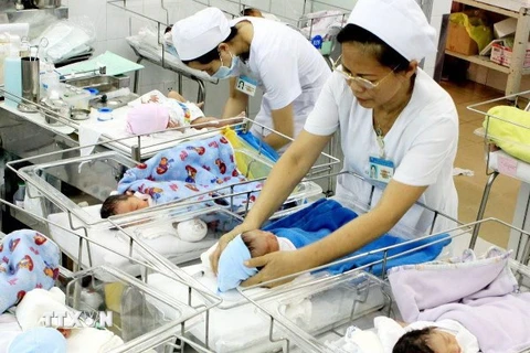 Việt Nam được đánh giá cao về chăm sóc sức khỏe bà mẹ trẻ em