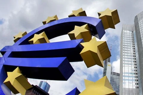 Ngân hàng Trung ương châu Âu cam kết duy trì lãi suất thấp