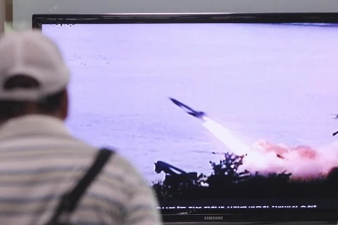 "Triều Tiên phóng 3 tên lửa tầm ngắn vào vùng biển phía Đông"