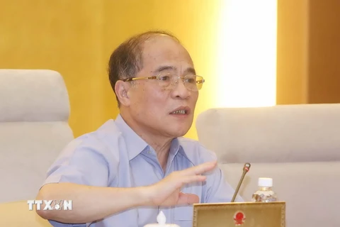 Chủ tịch Quốc hội Nguyễn Sinh Hùng phát biểu ý kiến. (Ảnh: Phương Hoa/TTXVN)