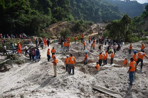 Hiện trường vụ lở đất. (Nguồn: AFP)