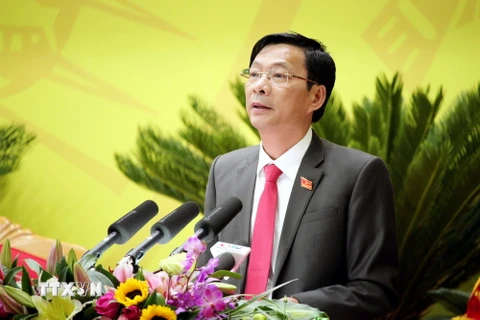 Ông Nguyễn Văn Đọc, Bí thư Tỉnh ủy Quảng Ninh nhiệm kỳ 2015-2020 phát biểu tại đại hội. (Ảnh: Nguyễn Hoàng/TTXVN)