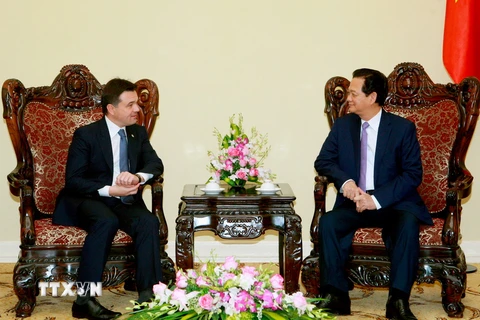 Thủ tướng Nguyễn Tấn Dũng tiếp Thống đốc tỉnh Moskva Andrey Vorobyov đang thăm và làm việc tại Việt Nam. (Ảnh: Thống Nhất/TTXVN)