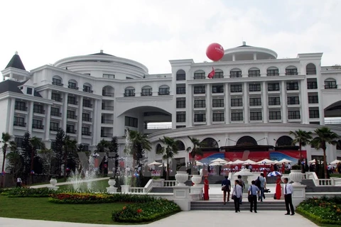 Khu nghỉ dưỡng khách sạn cao cấp Vinpearl Hạ Long.(Ảnh: Văn Đức/Vietnam+)