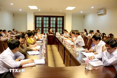 Thanh tra Chính phủ đối thoại với công dân có đơn thư khiếu nại kéo dài tại Bình Thuận. (Nguồn: TTXVN)