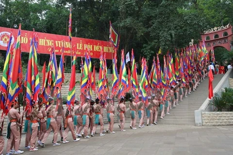 Đoàn rước trong lễ Giỗ Tổ Hùng Vương tại Đền Hùng, Phú Thọ. (Nguồn: TTXVN) 