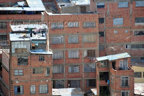 Xây dựng nhà cho người nghèo ở Bolivia. (Nguồn: travel-images.com)