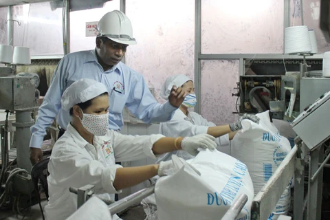 Sản xuất đường tinh luyện tại Công ty trách nhiệm hữu hạn Công nghiệp KCP Việt Nam. (Nguồn: baophuyen.com.vn)