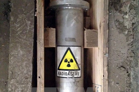 Hình ảnh cục phóng xạ bị mất tại Nhà máy thép Pomina 3 hồi năm 2015. (Ảnh: Đoàn Mạnh Dương/TTXVN) 