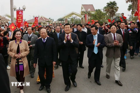 Chủ tịch nước Trương Tấn Sang dự lễ Ngày hội “Sắc Xuân trên mọi miền Tổ quốc.” (Ảnh: Nguyễn Khang/TTXVN)