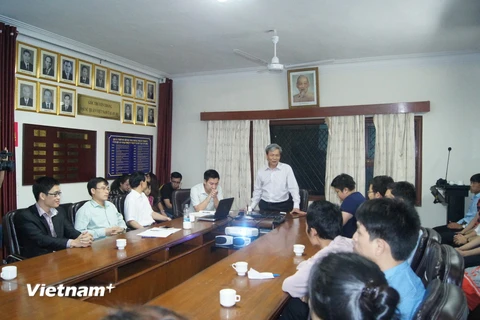 Đại sứ Việt Nam tại Ấn Độ Tôn Sinh Thành phát biểu. (Ảnh: Huy Bình/Vietnam+) 