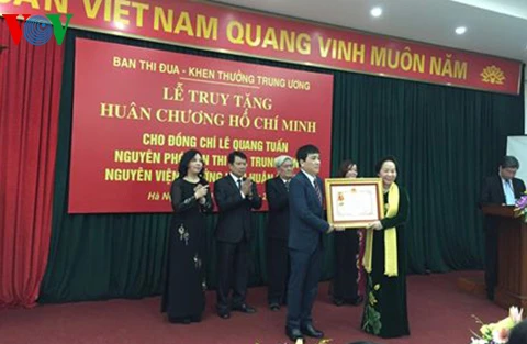 Truy tặng Huân chương Hồ Chí Minh cho nguyên Phó Ban Thi đua TW