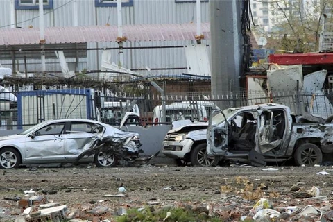 Hiện trường vụ đánh bom xe ở Thổ Nhĩ Kỳ. (Nguồn: Reuters)
