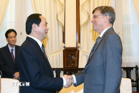 Chủ tịch nước Trần Đại Quang tiếp ngài Hugh Borrowman, Đại sứ Australia tại Việt Nam đến chào từ biệt. (Ảnh: Nhan Sáng/TTXVN) 