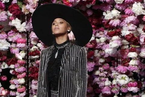 Beyonce trở thành "biểu tượng thời trang," dẫn đầu xu hướng menswear.