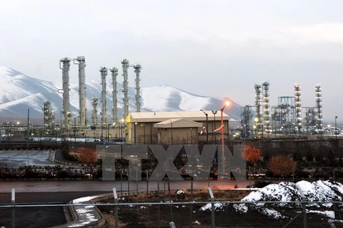 Toàn cảnh nhà máy hạt nhân nước nặng Arak ngày 15/1/2011. (Ảnh: AFP/TTXVN)