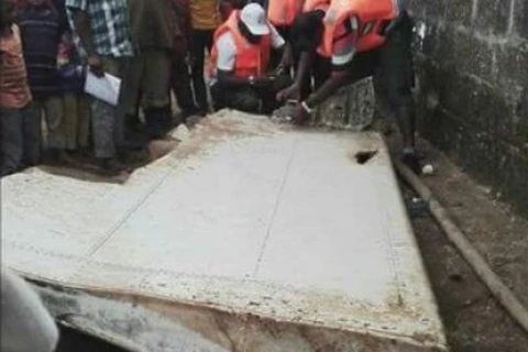 Mảnh vỡ máy bay vừa được tìm thấy ở Tanzania. (Nguồn: perthnow.com.au)
