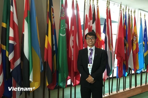 Từ Minh Ngọc - một trong ba du học sinh VN chiến thắng trong cuộc thi viết luận của Liên hợp quốc. (Ảnh: Hoàng Minh Nga/TTXVN)