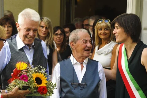 Các ông Franco, Gianni và thị trưởng Turin Appendino. (Nguồn: La Stampa)