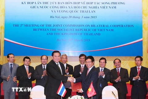 Ký biên bản ghi nhớ lần 2 về hợp tác song phương Việt Nam-Thái Lan ngày 20/3/2015. (Ảnh: Thống Nhất/TTXVN)