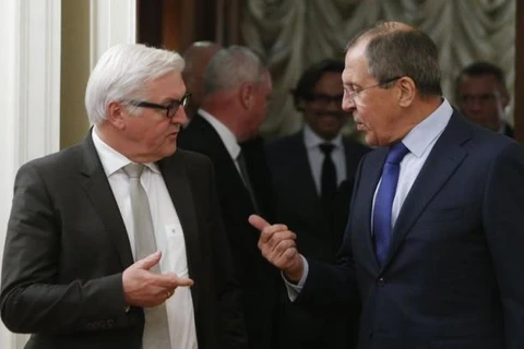 Ngoại trưởng Nga Sergei Lavrov và người đồng cấp Đức Frank-Walter Steinmeier. (Nguồn: Reuters) 