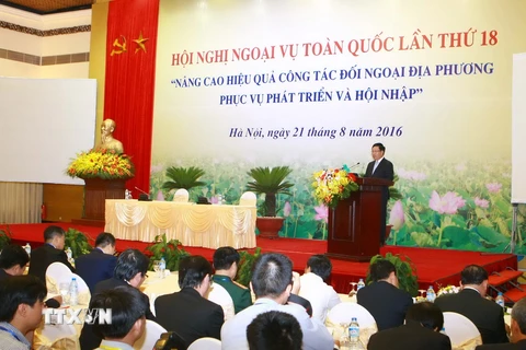 Phó Thủ tướng Chính phủ, Bộ trưởng Ngoại giao Phạm Bình Minh phát biểu tại hội nghị. (Ảnh: Doãn Tấn/TTXVN)
