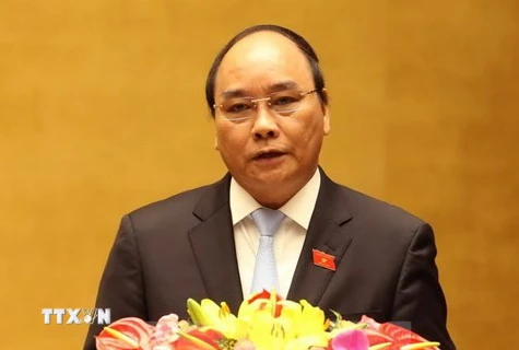 Thủ tướng Nguyễn Xuân Phúc gặp nguyên lãnh đạo cấp cao Lào