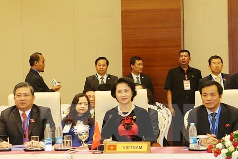 Chủ tịch Quốc hội Nguyễn Thị Kim Ngân dẫn đầu Đoàn đại biểu cấp cao Quốc hội Việt Nam dự Phiên họp Ban Chấp hành AIPA. (Ảnh: Trọng Đức/TTXVN)