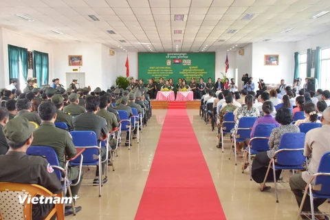 Đông đảo người dân Campuchia đã tham gia chương trình. (Ảnh: Nguyễn Lâm/Vietnam+)