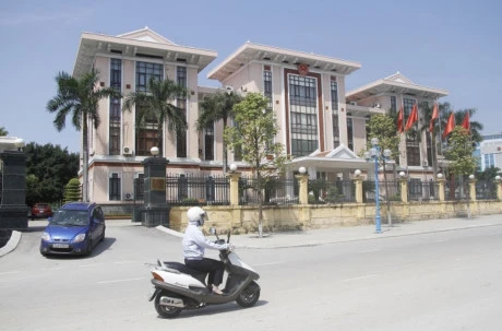 Quảng Ninh bác bỏ đề xuất về địa điểm xây trụ sở thành phố Hạ Long