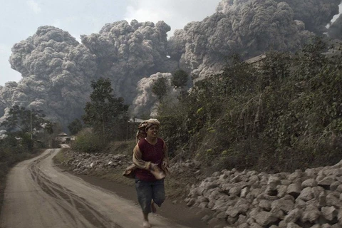 Núi lửa Sinabung trong một lần phun trào gần đây. (Nguồn: Reuters)
