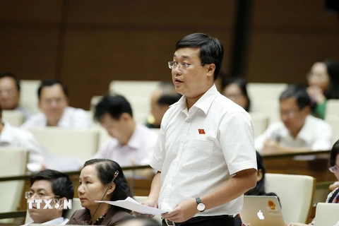 Đại biểu Lê Quốc Phong, Bí thư thứ Nhất Trung ương Đoàn Thanh niên Cộng sản Hồ Chí Minh là Chủ tịch Nhóm đại biểu Quốc hội trẻ. (Ảnh: An Đăng/TTXVN)