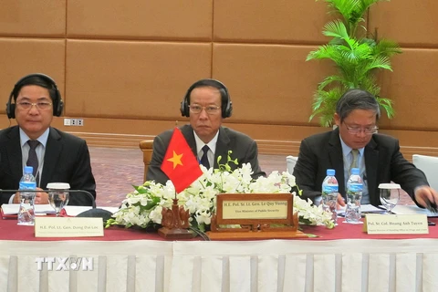 Đoàn đại biểu của Việt Nam tại hội nghị. (Ảnh: Phan Minh Hưng/TTXVN)