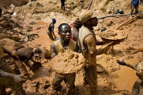 Công nhân khai thác mỏ ở Congo. (Nguồn: Pinterest)