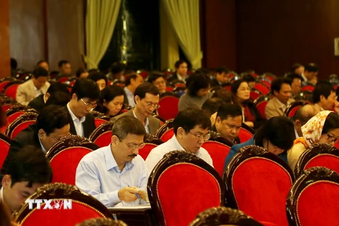 Đại biểu tham dự hội nghị học tập, quán triệt Nghị quyết Trung ương 4 (Ảnh: Anh Linh/TTXVN) 