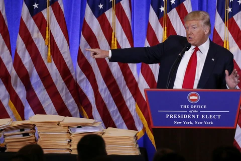 Ông Donald Trump phát biểu tại cuộc họp báo. (Nguồn: Reuters)