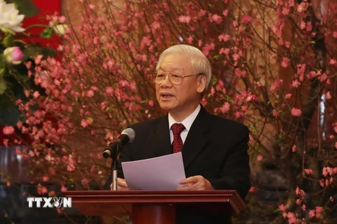 Tổng Bí thư Nguyễn Phú Trọng chúc Tết. (Ảnh: Phương Hoa/TTXVN)