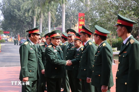 Đại tướng Ngô Xuân Lịch trong buổi chúc Tết tại Sư đoàn 308 - Quân đoàn 1. (Ảnh minh họa. Nguồn: ​TTXVN)
