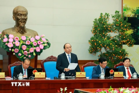 Thủ tướng Nguyễn Xuân Phúc chủ trì Phiên họp Chính phủ thường kỳ tháng 1 năm 2017. (Ảnh: Thống Nhất/TTXVN)
